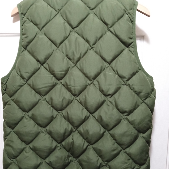 Womens Woolrich Puffer Olive green Vest Large LNWT - Picture 4 of 4